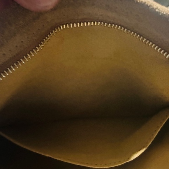 GORGEOUS RARE BRAND NEW Jimmy Choo Suede Clutch w/ Leather and Studded Accents! - Picture 11 of 15